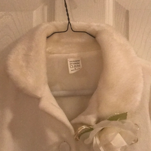 Girls special occasion coat, size 6 - Picture 2 of 5
